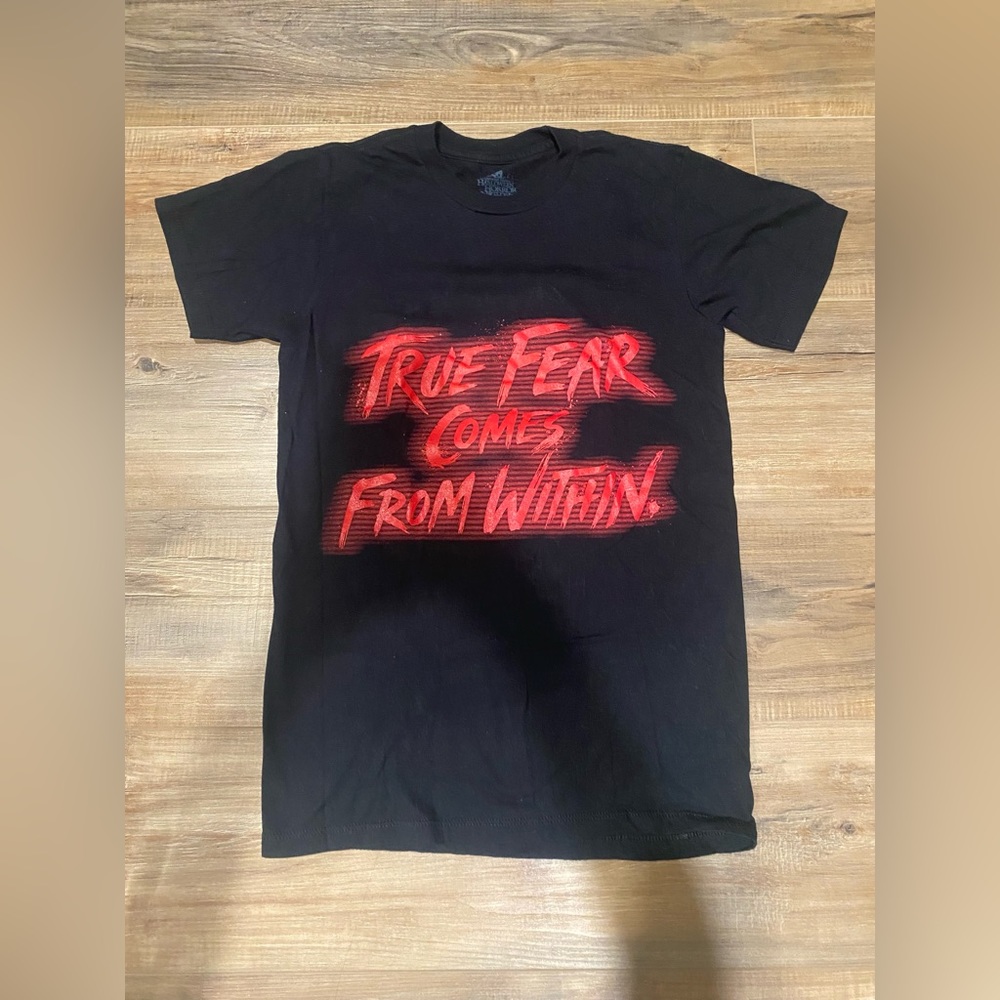 Halloween Horror Nights Black 2018 "True Fear Comes From Within” Shirt XS